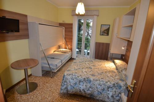 Hotel Villa Ruscello Baveno Exterior photo